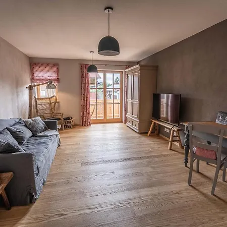 Bluemlein Apartment